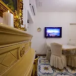 Giallo Napoletano Apartament *