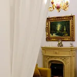 Giallo Napoletano